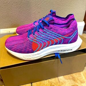 Nike women’s Pegasus Turbo size 8.5